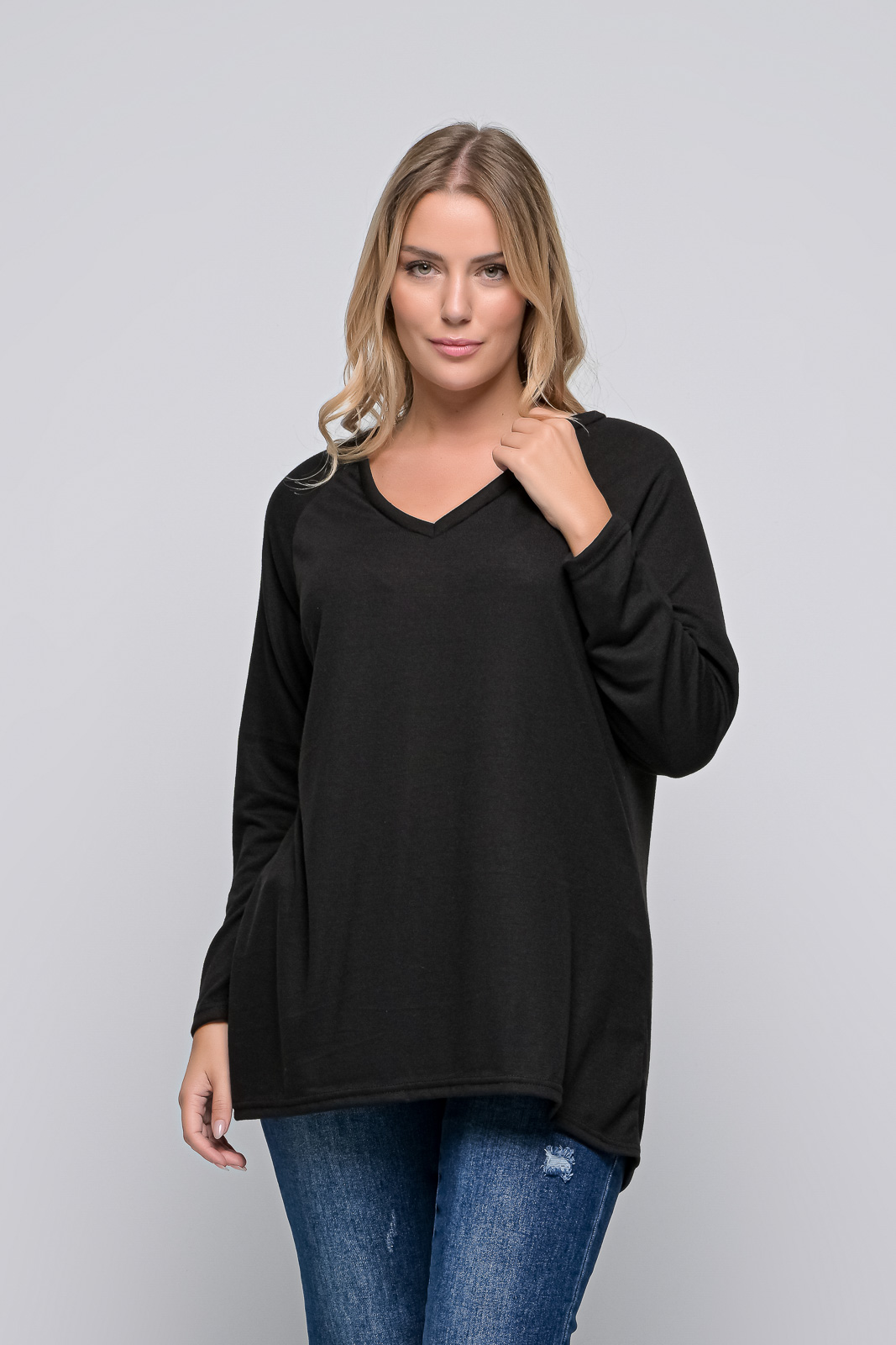 ΜΠΛΟΥΖΑ V ΛΑΙΜΟΚΟΨΗ