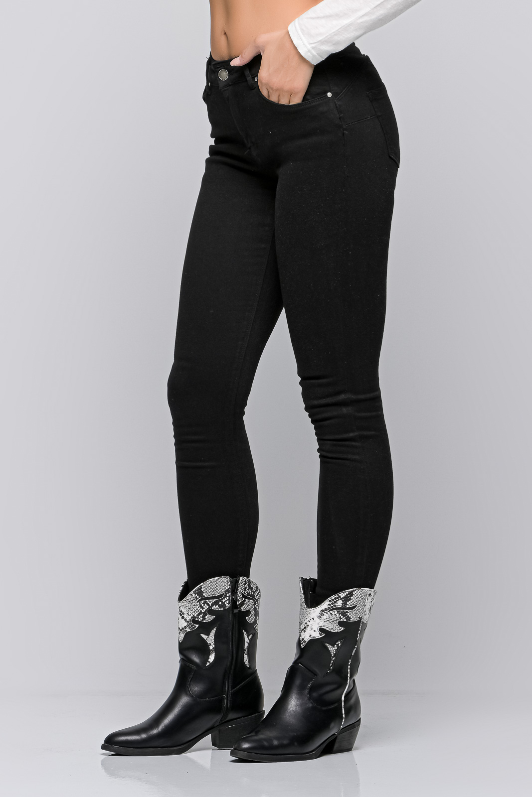 STRAIGHT JEAN PUSH-UP